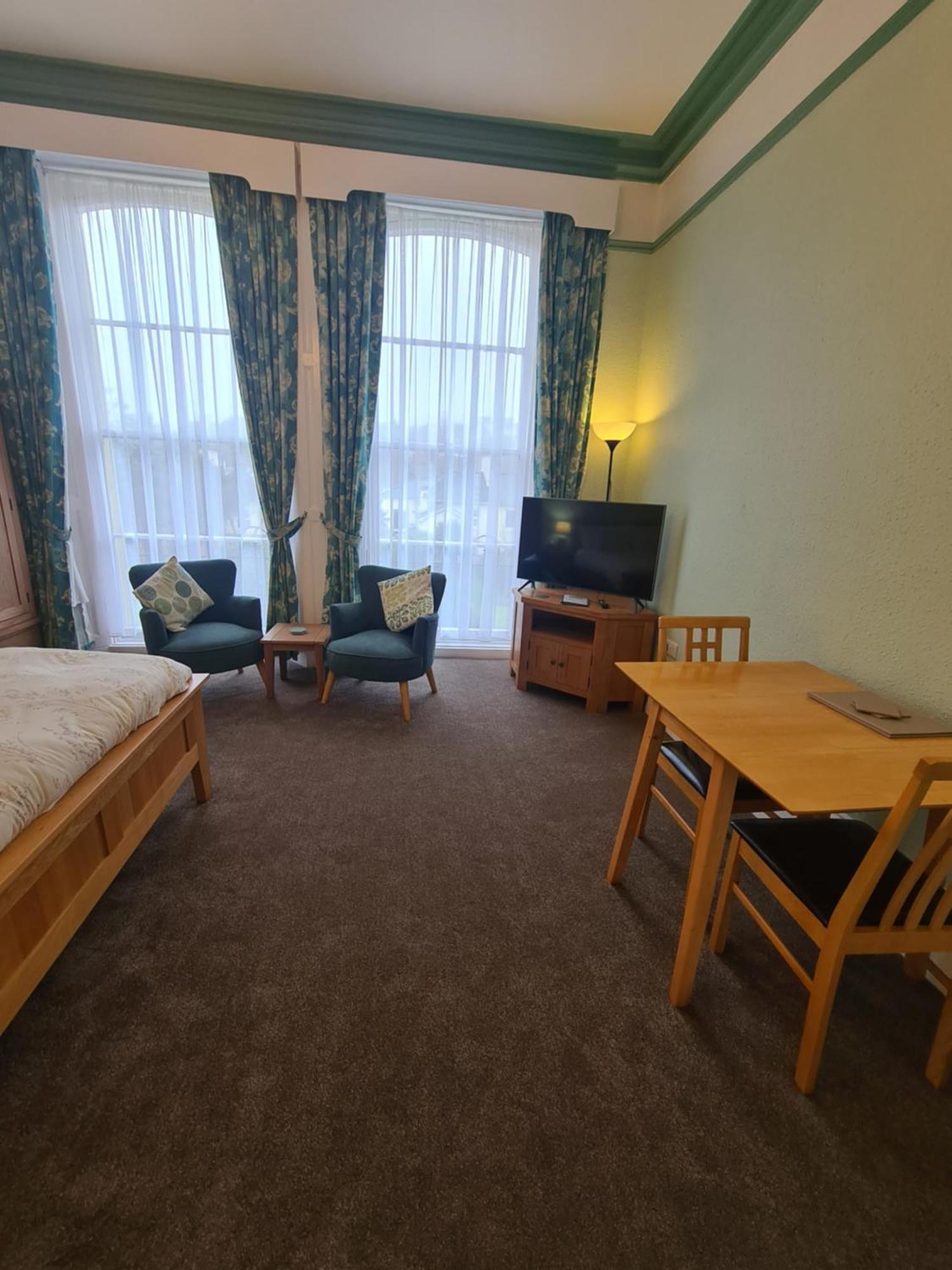 Meadowside Holiday Apartments Torquay Eksteriør billede